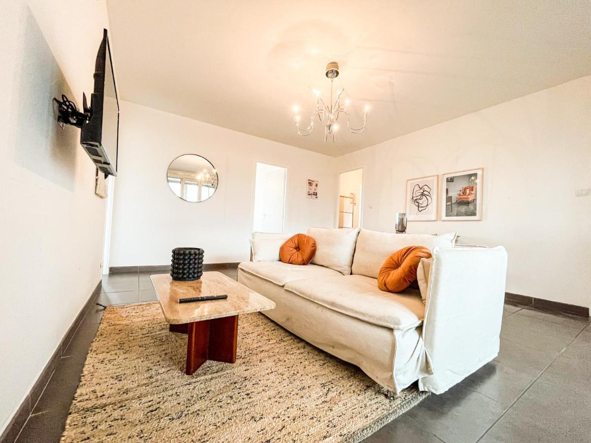 Suite Fanette Venissieux Luaran gambar